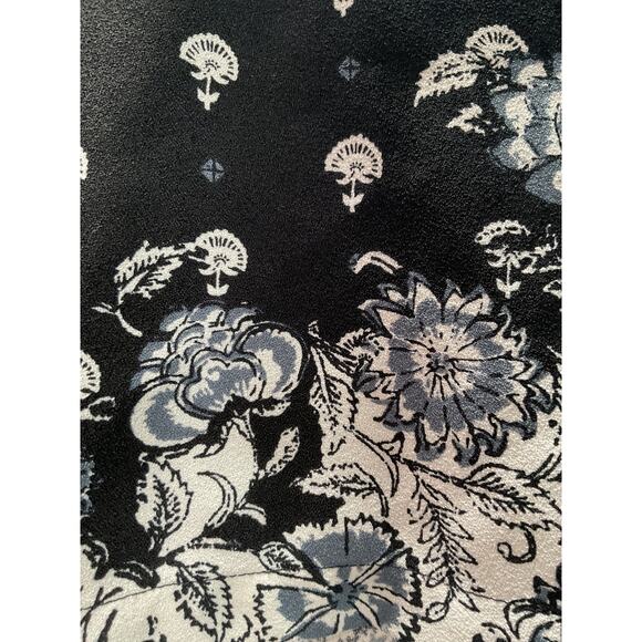 Abercrombie Floral Sailor Shorts - Picture 4 of 4